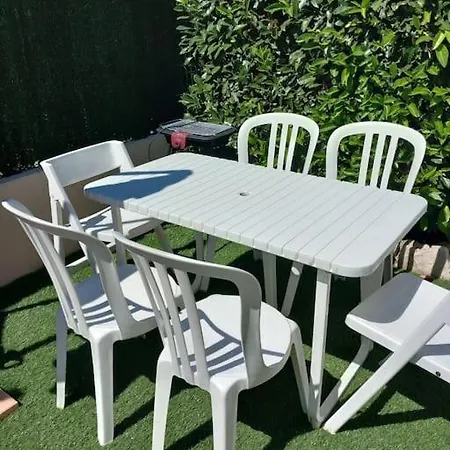Apartment Chez Marie Villeneuve-Loubet