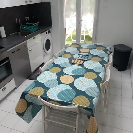 Apartment Chez Marie Villeneuve-Loubet